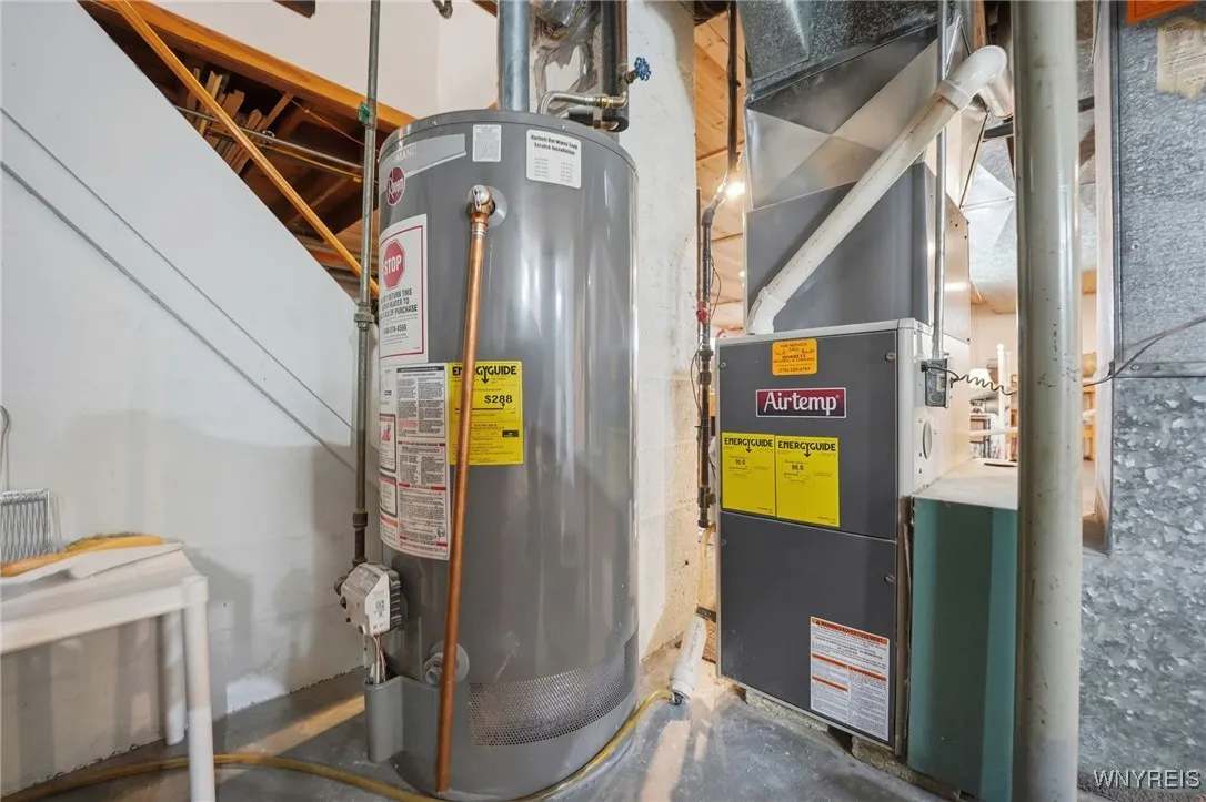 35 Ceil Drive, Cheektowaga, New York 14227, Cheektowaga, New York 14227, 3 Bedrooms Bedrooms, 7 Rooms Rooms,1 BathroomBathrooms,Residential,For Sale,35 Ceil Drive, Cheektowaga, New York 14227,0,B1650440