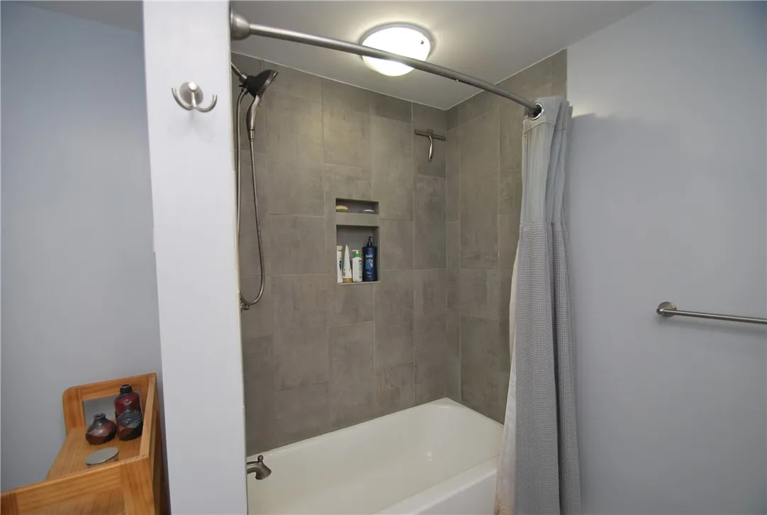 5 Jones Terrace, East Bloomfield, New York 14469, East Bloomfield, New York 14469, 2 Bedrooms Bedrooms, 7 Rooms Rooms,1 BathroomBathrooms,Residential,For Sale,5 Jones Terrace, East Bloomfield, New York 14469,0,R1650444