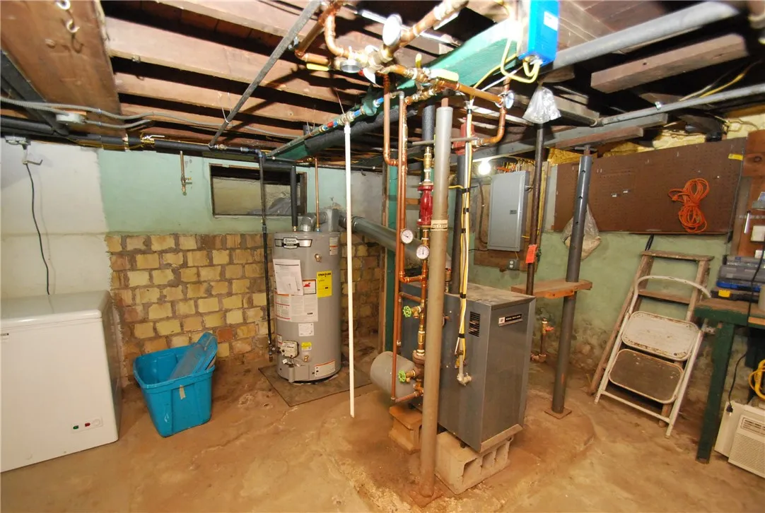 5 Jones Terrace, East Bloomfield, New York 14469, East Bloomfield, New York 14469, 2 Bedrooms Bedrooms, 7 Rooms Rooms,1 BathroomBathrooms,Residential,For Sale,5 Jones Terrace, East Bloomfield, New York 14469,0,R1650444