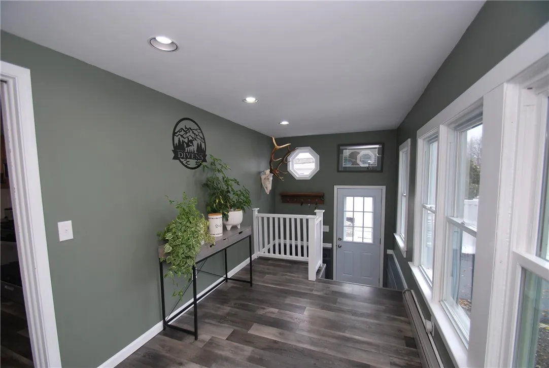 5 Jones Terrace, East Bloomfield, New York 14469, East Bloomfield, New York 14469, 2 Bedrooms Bedrooms, 7 Rooms Rooms,1 BathroomBathrooms,Residential,For Sale,5 Jones Terrace, East Bloomfield, New York 14469,0,R1650444