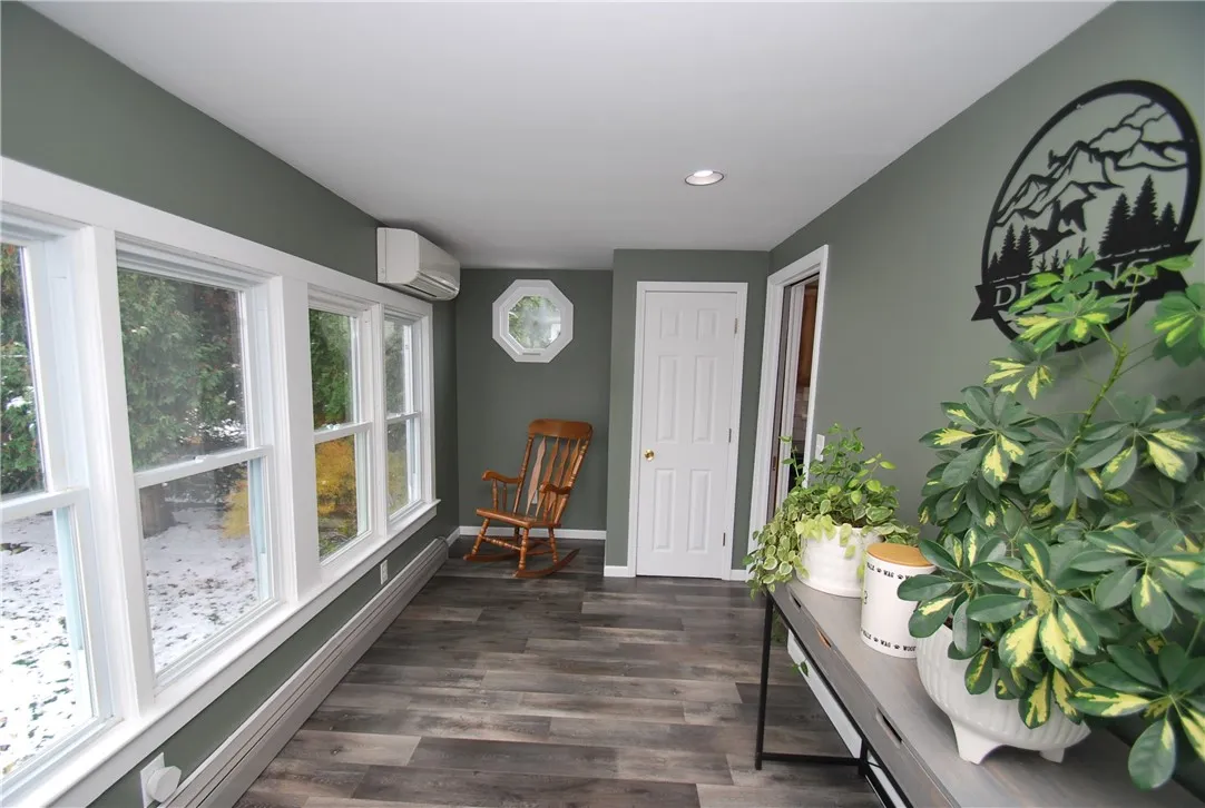 5 Jones Terrace, East Bloomfield, New York 14469, East Bloomfield, New York 14469, 2 Bedrooms Bedrooms, 7 Rooms Rooms,1 BathroomBathrooms,Residential,For Sale,5 Jones Terrace, East Bloomfield, New York 14469,0,R1650444