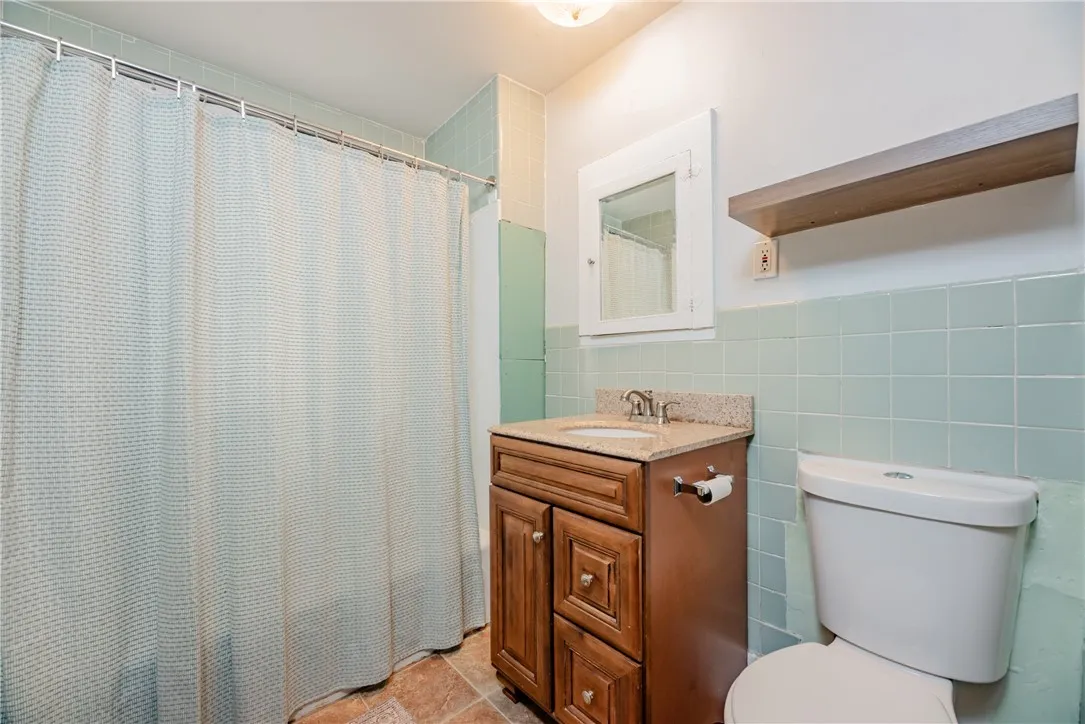57 Anthony Street 59, Rochester, New York 14619, Rochester, New York 14619, 2 Bedrooms Bedrooms, 6 Rooms Rooms,1 BathroomBathrooms,Residential Lease,For Rent,57 Anthony Street 59, Rochester, New York 14619,0,R1649483