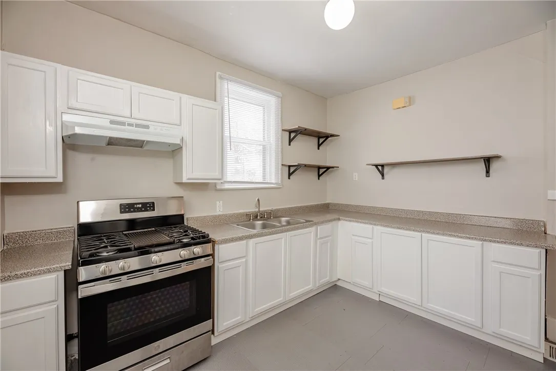 57 Anthony Street 59, Rochester, New York 14619, Rochester, New York 14619, 2 Bedrooms Bedrooms, 6 Rooms Rooms,1 BathroomBathrooms,Residential Lease,For Rent,57 Anthony Street 59, Rochester, New York 14619,0,R1649483