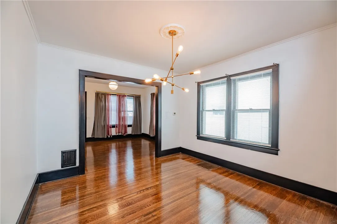 57 Anthony Street 59, Rochester, New York 14619, Rochester, New York 14619, 2 Bedrooms Bedrooms, 6 Rooms Rooms,1 BathroomBathrooms,Residential Lease,For Rent,57 Anthony Street 59, Rochester, New York 14619,0,R1649483