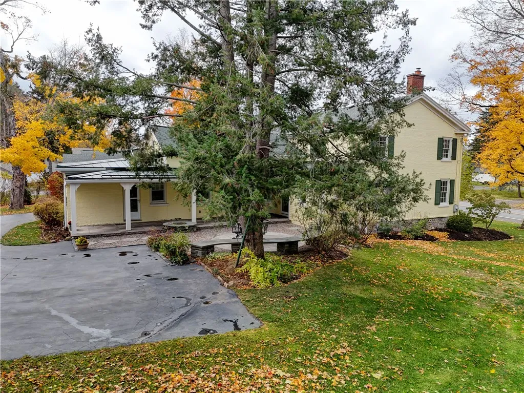 7456 East Main Street, Lima, New York 14485, Lima, New York 14485, 5 Bedrooms Bedrooms, 12 Rooms Rooms,2 BathroomsBathrooms,Residential,For Sale,7456 East Main Street, Lima, New York 14485,0,R1648607