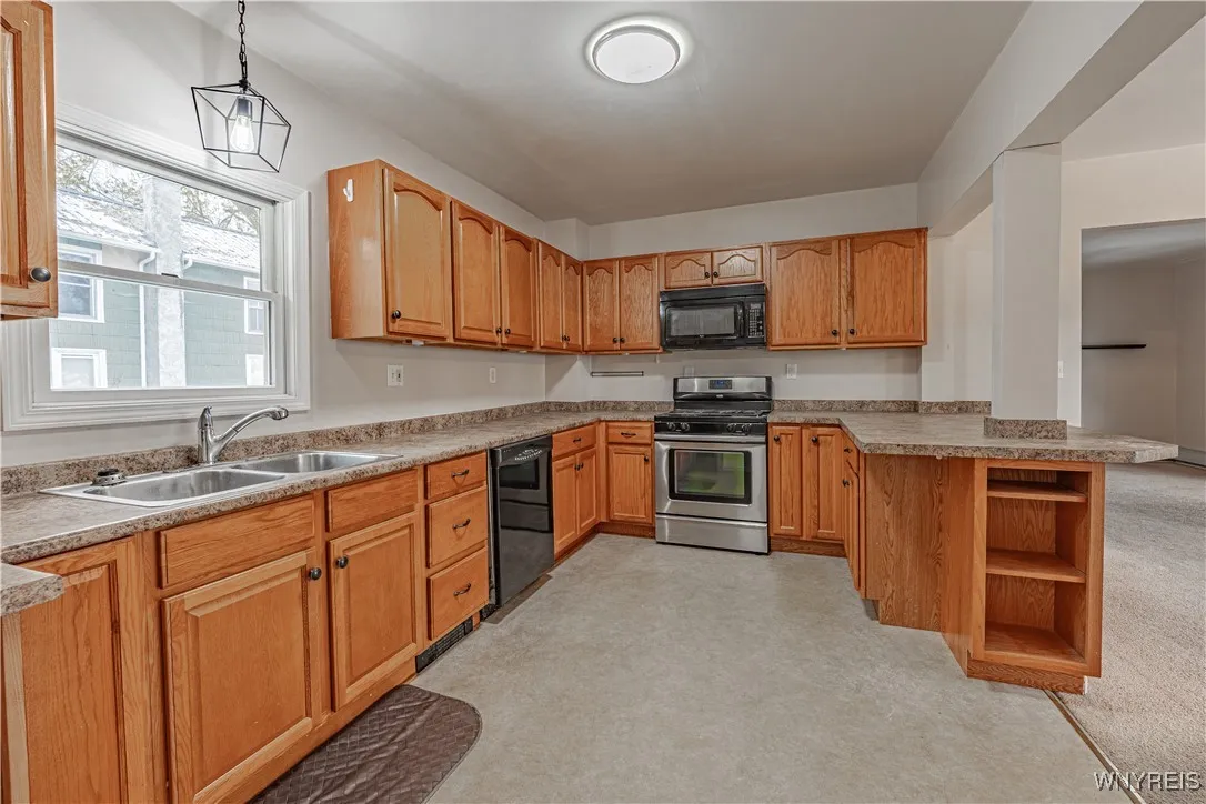 1706 East Avenue, Somerset, New York 14012, Somerset, New York 14012, 3 Bedrooms Bedrooms, 10 Rooms Rooms,1 BathroomBathrooms,Residential,For Sale,1706 East Avenue, Somerset, New York 14012,0,B1650401