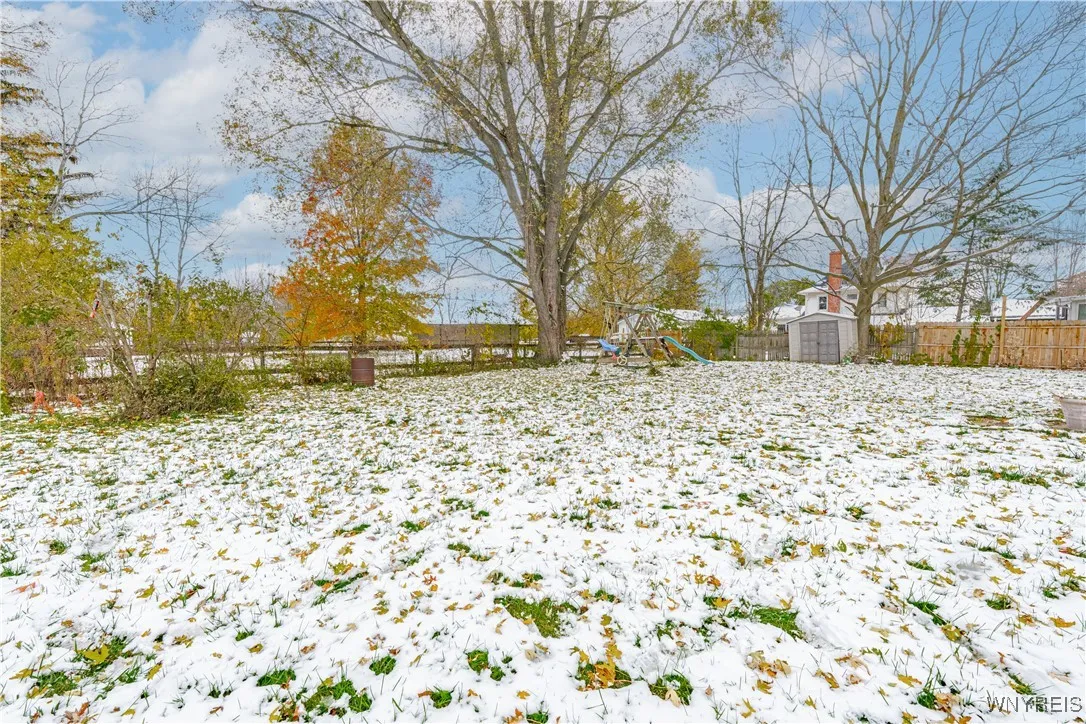 1706 East Avenue, Somerset, New York 14012, Somerset, New York 14012, 3 Bedrooms Bedrooms, 10 Rooms Rooms,1 BathroomBathrooms,Residential,For Sale,1706 East Avenue, Somerset, New York 14012,0,B1650401