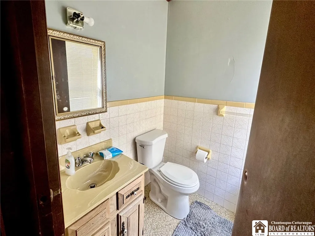 17 Christy Street, Hanover, New York 14136, Hanover, New York 14136, 5 Bedrooms Bedrooms, ,2 BathroomsBathrooms,Residential,For Sale,17 Christy Street, Hanover, New York 14136,0,R1649585