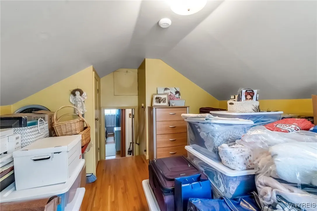 70 Melrose Road, Amherst, New York 14221, Amherst, New York 14221, 5 Bedrooms Bedrooms, 7 Rooms Rooms,2 BathroomsBathrooms,Residential,For Sale,70 Melrose Road, Amherst, New York 14221,0,B1648183