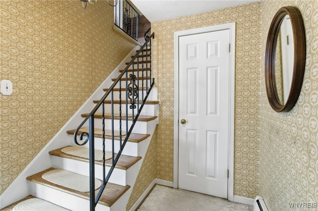 90 Swanson Terrace, Amherst, New York 14221, Amherst, New York 14221, 4 Bedrooms Bedrooms, 11 Rooms Rooms,2 BathroomsBathrooms,Residential,For Sale,90 Swanson Terrace, Amherst, New York 14221,0,B1649699