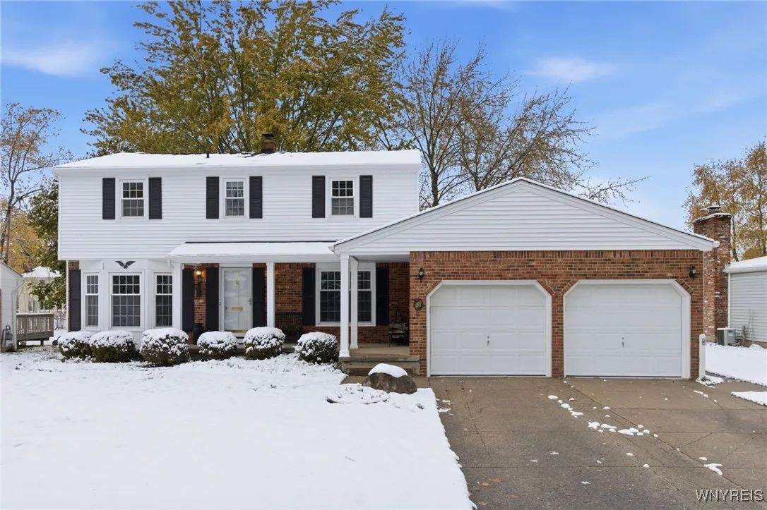 90 Swanson Terrace, Amherst, New York 14221, Amherst, New York 14221, 4 Bedrooms Bedrooms, 11 Rooms Rooms,2 BathroomsBathrooms,Residential,For Sale,90 Swanson Terrace, Amherst, New York 14221,0,B1649699