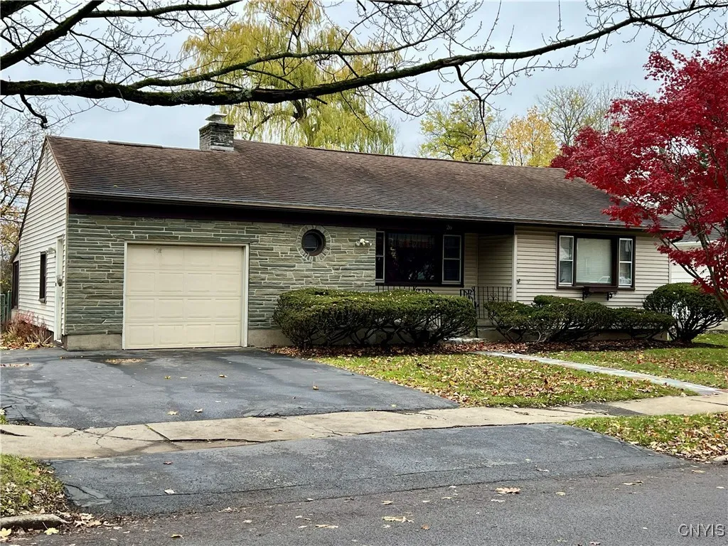 26 Geer Avenue, Utica, New York 13501, Utica, New York 13501, 3 Bedrooms Bedrooms, 6 Rooms Rooms,1 BathroomBathrooms,Residential,For Sale,26 Geer Avenue, Utica, New York 13501,0,S1649298