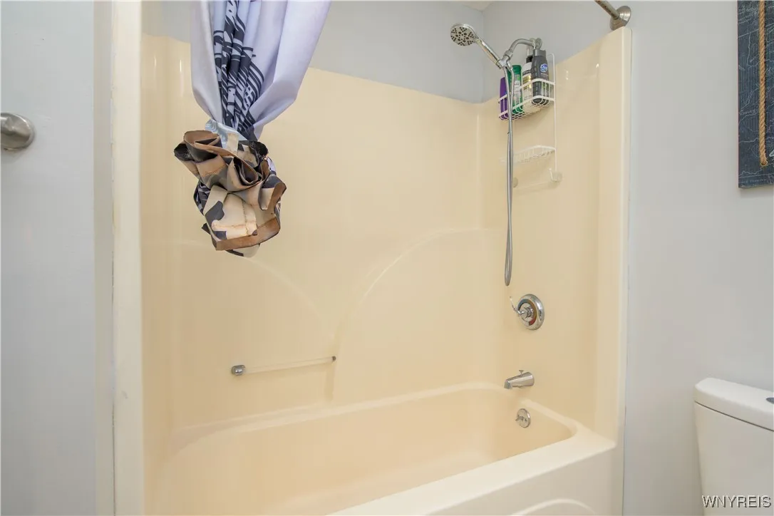 133 Walton Street 127, Syracuse, New York 13202, Syracuse, New York 13202, 2 Bedrooms Bedrooms, 2 Rooms Rooms,1 BathroomBathrooms,Residential,For Sale,133 Walton Street 127, Syracuse, New York 13202,0,B1650371