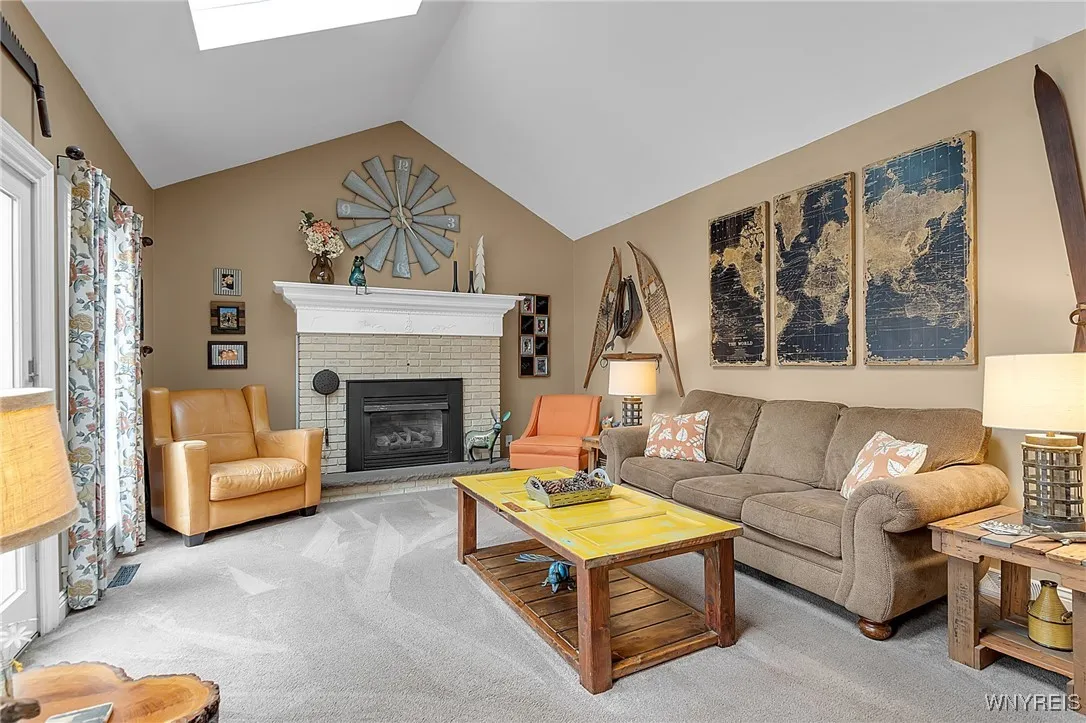 138 Tanglewood Drive West, Orchard Park, New York, Orchard Park, New York 14127, 4 Bedrooms Bedrooms, 4 Rooms Rooms,2 BathroomsBathrooms,Residential,For Sale,138 Tanglewood Drive West, Orchard Park, New York ,0,B1649933