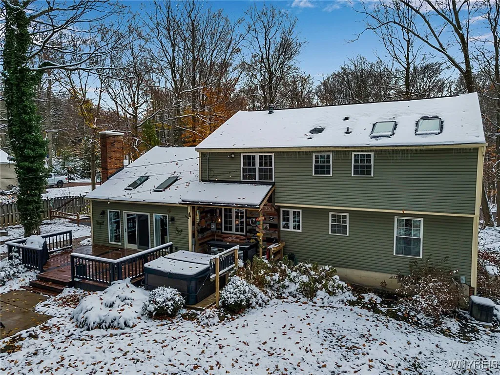 138 Tanglewood Drive West, Orchard Park, New York, Orchard Park, New York 14127, 4 Bedrooms Bedrooms, 4 Rooms Rooms,2 BathroomsBathrooms,Residential,For Sale,138 Tanglewood Drive West, Orchard Park, New York ,0,B1649933