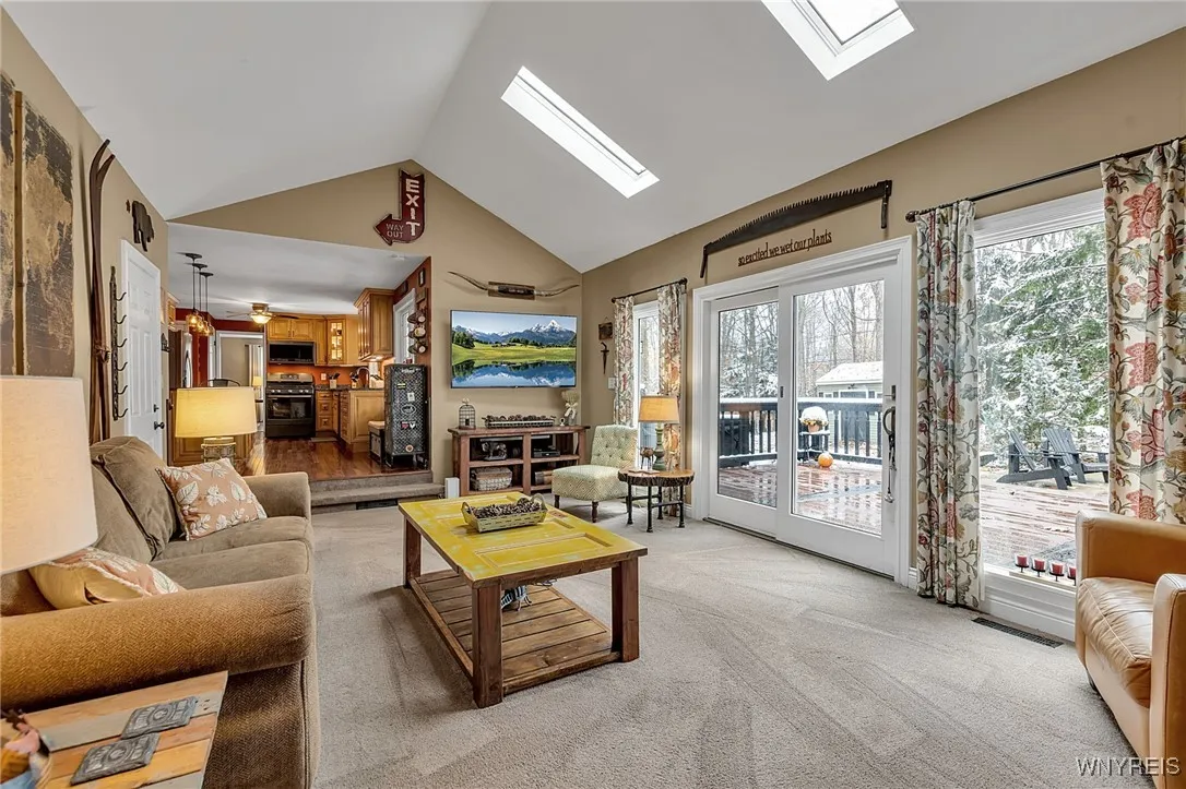 138 Tanglewood Drive West, Orchard Park, New York, Orchard Park, New York 14127, 4 Bedrooms Bedrooms, 4 Rooms Rooms,2 BathroomsBathrooms,Residential,For Sale,138 Tanglewood Drive West, Orchard Park, New York ,0,B1649933