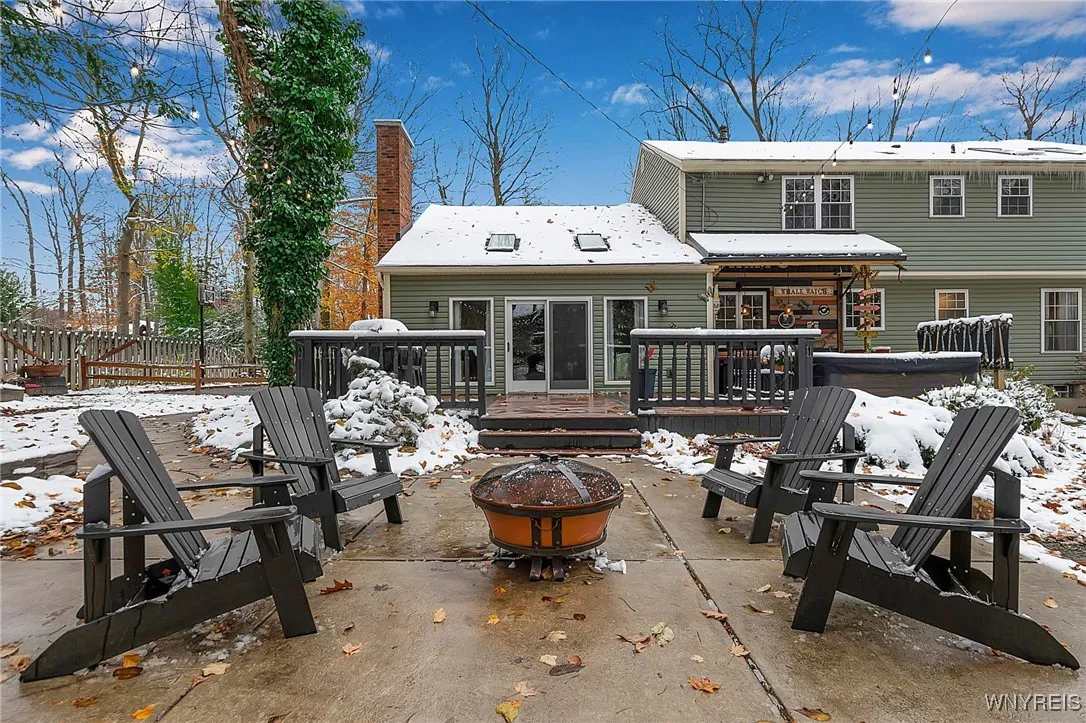 138 Tanglewood Drive West, Orchard Park, New York, Orchard Park, New York 14127, 4 Bedrooms Bedrooms, 4 Rooms Rooms,2 BathroomsBathrooms,Residential,For Sale,138 Tanglewood Drive West, Orchard Park, New York ,0,B1649933