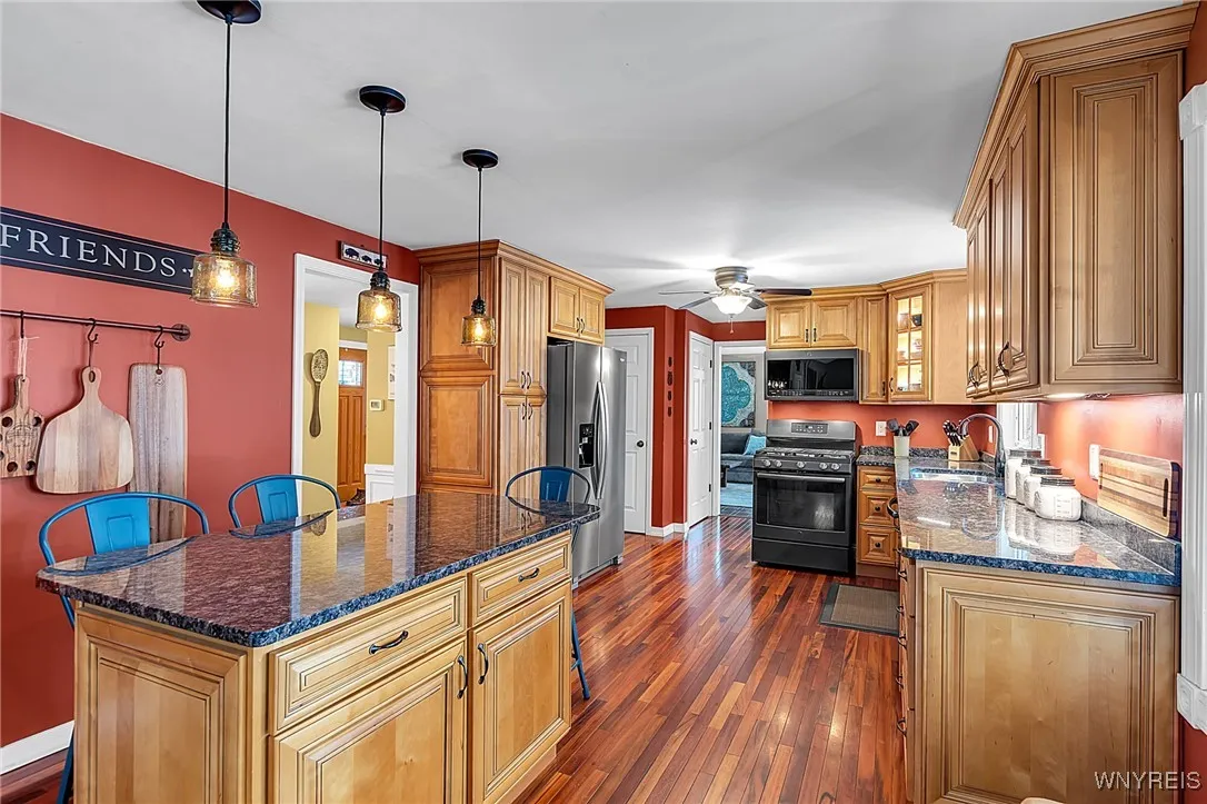 138 Tanglewood Drive West, Orchard Park, New York, Orchard Park, New York 14127, 4 Bedrooms Bedrooms, 4 Rooms Rooms,2 BathroomsBathrooms,Residential,For Sale,138 Tanglewood Drive West, Orchard Park, New York ,0,B1649933