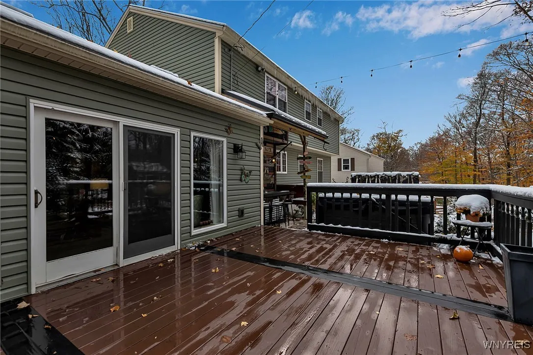 138 Tanglewood Drive West, Orchard Park, New York, Orchard Park, New York 14127, 4 Bedrooms Bedrooms, 4 Rooms Rooms,2 BathroomsBathrooms,Residential,For Sale,138 Tanglewood Drive West, Orchard Park, New York ,0,B1649933