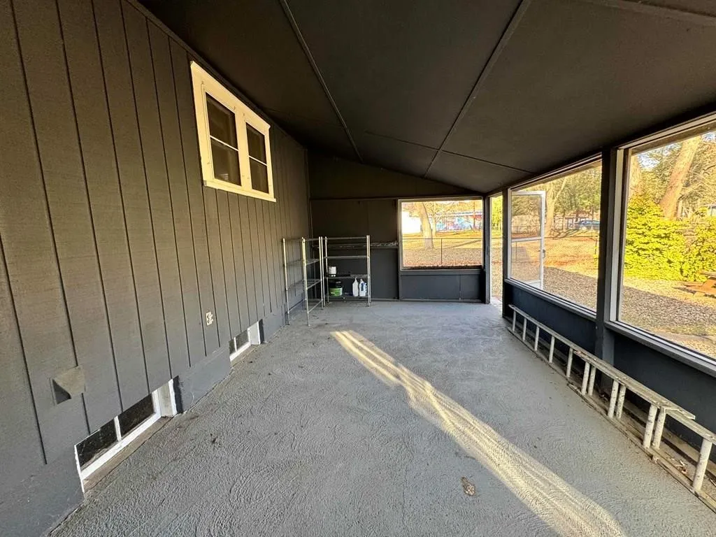 176 Baker Street, Corning City, New York 14830, Corning City, New York 14830, 3 Bedrooms Bedrooms, 7 Rooms Rooms,1 BathroomBathrooms,Residential Lease,For Rent,176 Baker Street, Corning City, New York 14830,0,R1650485