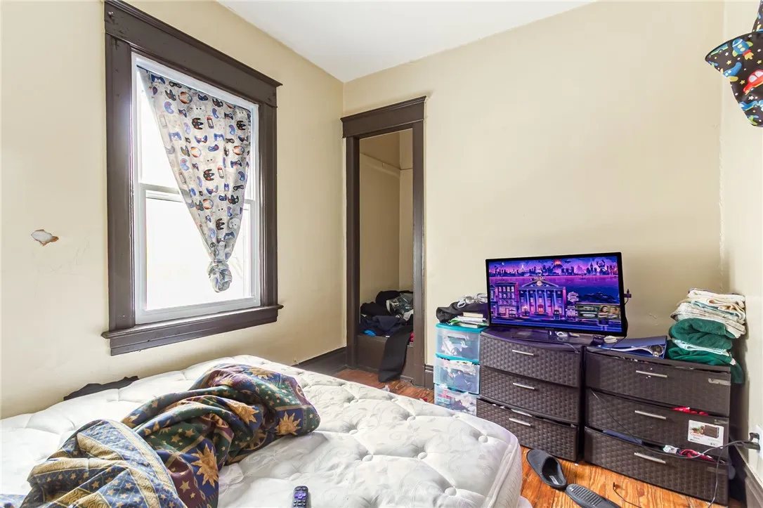 100-102 Parkway, Rochester, New York 14608, Rochester, New York 14608, 5 Bedrooms Bedrooms, ,2 BathroomsBathrooms,Residential,For Sale,100-102 Parkway, Rochester, New York 14608,0,R1650449