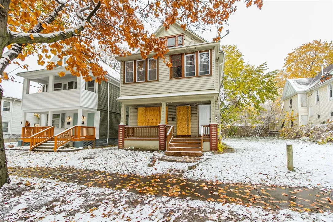 100-102 Parkway, Rochester, New York 14608, Rochester, New York 14608, 5 Bedrooms Bedrooms, ,2 BathroomsBathrooms,Residential,For Sale,100-102 Parkway, Rochester, New York 14608,0,R1650449