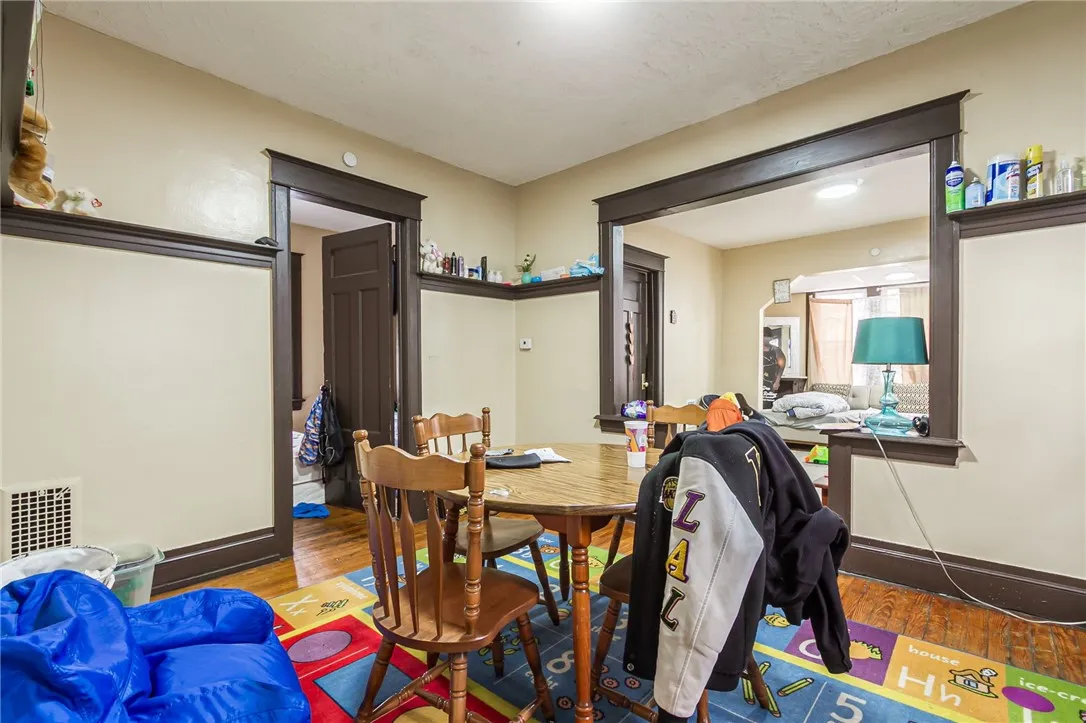 100-102 Parkway, Rochester, New York 14608, Rochester, New York 14608, 5 Bedrooms Bedrooms, ,2 BathroomsBathrooms,Residential,For Sale,100-102 Parkway, Rochester, New York 14608,0,R1650449