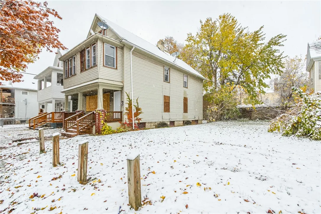 100-102 Parkway, Rochester, New York 14608, Rochester, New York 14608, 5 Bedrooms Bedrooms, ,2 BathroomsBathrooms,Residential,For Sale,100-102 Parkway, Rochester, New York 14608,0,R1650449