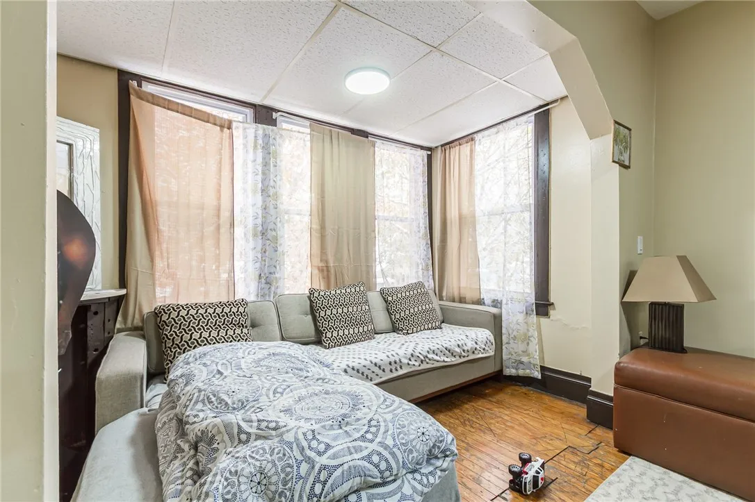 100-102 Parkway, Rochester, New York 14608, Rochester, New York 14608, 5 Bedrooms Bedrooms, ,2 BathroomsBathrooms,Residential,For Sale,100-102 Parkway, Rochester, New York 14608,0,R1650449