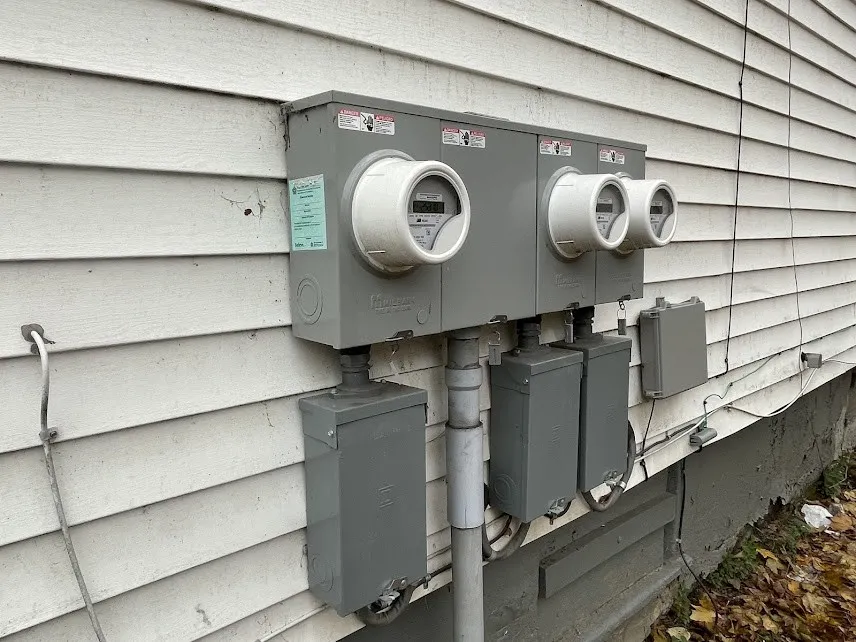 Rochester, New York 14608, 4 Bedrooms Bedrooms, ,3 BathroomsBathrooms,Residential,For Sale,0,R1649738