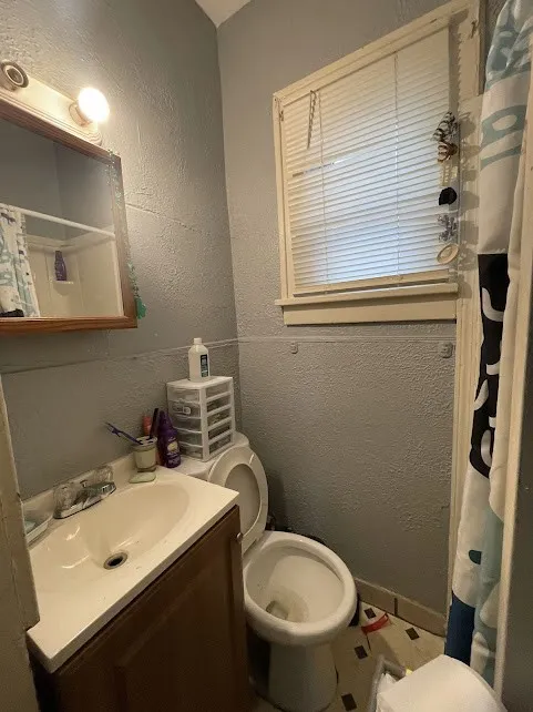 Rochester, New York 14608, 4 Bedrooms Bedrooms, ,3 BathroomsBathrooms,Residential,For Sale,0,R1649738