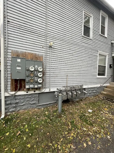 22 Lime Street, Rochester, New York 14606, Rochester, New York 14606, 4 Bedrooms Bedrooms, ,4 BathroomsBathrooms,Residential,For Sale,22 Lime Street, Rochester, New York 14606,0,R1649666