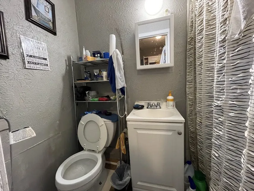 22 Lime Street, Rochester, New York 14606, Rochester, New York 14606, 4 Bedrooms Bedrooms, ,4 BathroomsBathrooms,Residential,For Sale,22 Lime Street, Rochester, New York 14606,0,R1649666