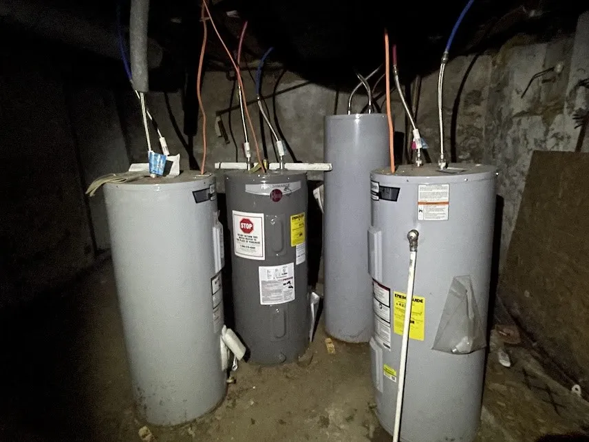 22 Lime Street, Rochester, New York 14606, Rochester, New York 14606, 4 Bedrooms Bedrooms, ,4 BathroomsBathrooms,Residential,For Sale,22 Lime Street, Rochester, New York 14606,0,R1649666