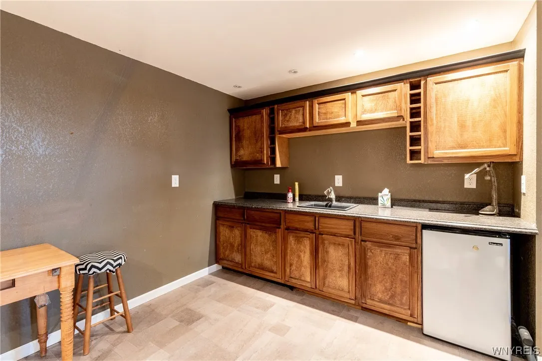 1258 Lake Pointe Drive, Newfane, New York 14008, Newfane, New York 14008, 4 Bedrooms Bedrooms, 8 Rooms Rooms,2 BathroomsBathrooms,Residential,For Sale,1258 Lake Pointe Drive, Newfane, New York 14008,0,B1649961