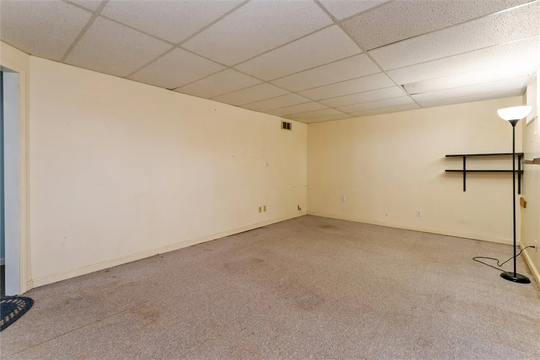 7625 Hallock Road, East Bloomfield, New York 14469, East Bloomfield, New York 14469, 4 Bedrooms Bedrooms, 9 Rooms Rooms,2 BathroomsBathrooms,Residential,For Sale,7625 Hallock Road, East Bloomfield, New York 14469,0,R1644561