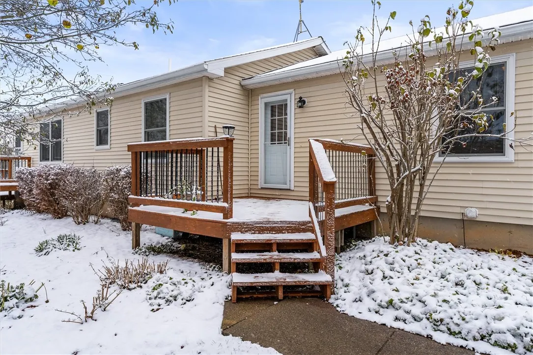 7625 Hallock Road, East Bloomfield, New York 14469, East Bloomfield, New York 14469, 4 Bedrooms Bedrooms, 9 Rooms Rooms,2 BathroomsBathrooms,Residential,For Sale,7625 Hallock Road, East Bloomfield, New York 14469,0,R1644561