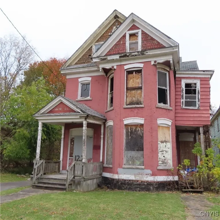 122 West Bissell Street, Syracuse, New York 13207, Syracuse, New York 13207, 5 Bedrooms Bedrooms, ,Multi Family,For Sale,122 West Bissell Street, Syracuse, New York 13207,0,S1649710