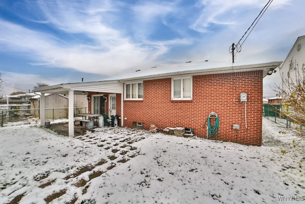 50 Mary Lou Lane, Cheektowaga, New York 14043, Cheektowaga, New York 14043, 2 Bedrooms Bedrooms, 5 Rooms Rooms,1 BathroomBathrooms,Residential,For Sale,50 Mary Lou Lane, Cheektowaga, New York 14043,0,B1649758