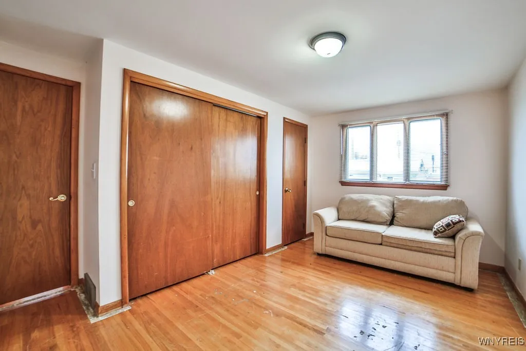 50 Mary Lou Lane, Cheektowaga, New York 14043, Cheektowaga, New York 14043, 2 Bedrooms Bedrooms, 5 Rooms Rooms,1 BathroomBathrooms,Residential,For Sale,50 Mary Lou Lane, Cheektowaga, New York 14043,0,B1649758