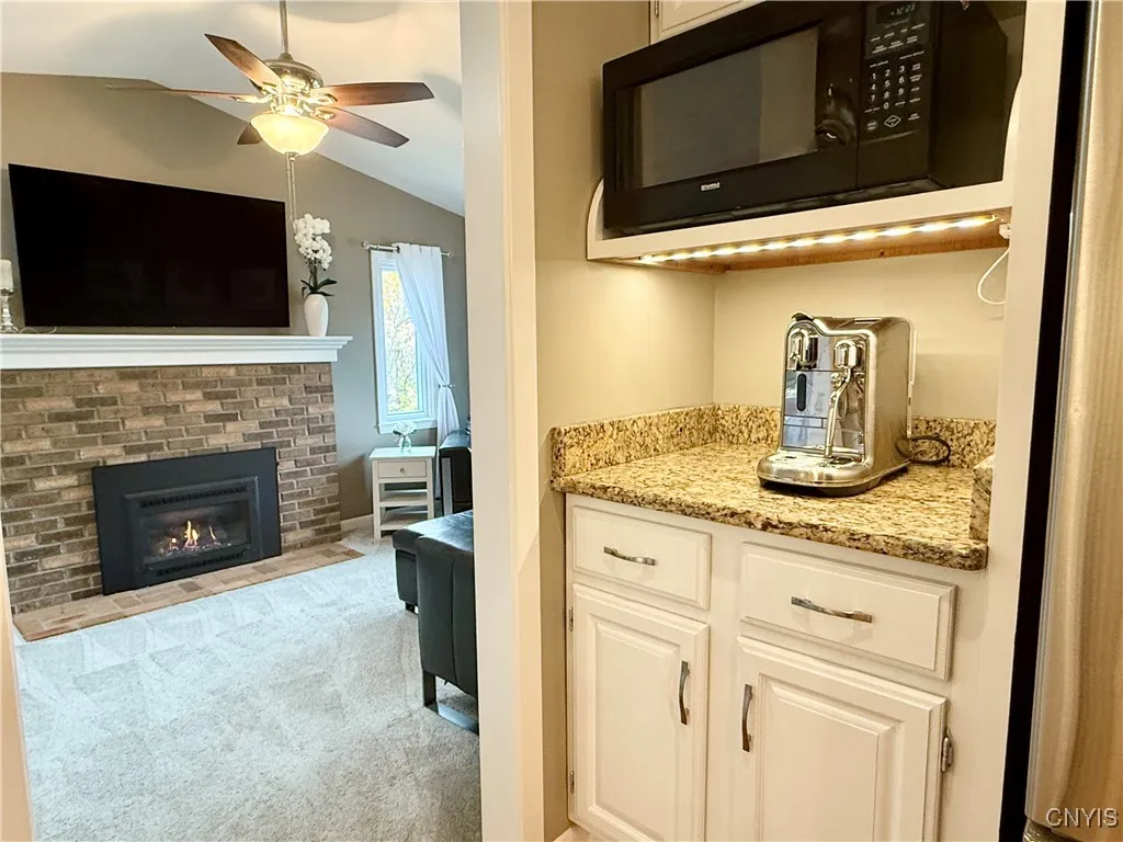 116 Peridot Drive, Camillus, New York 13219, Camillus, New York 13219, 3 Bedrooms Bedrooms, 9 Rooms Rooms,2 BathroomsBathrooms,Residential,For Sale,116 Peridot Drive, Camillus, New York 13219,0,S1650004