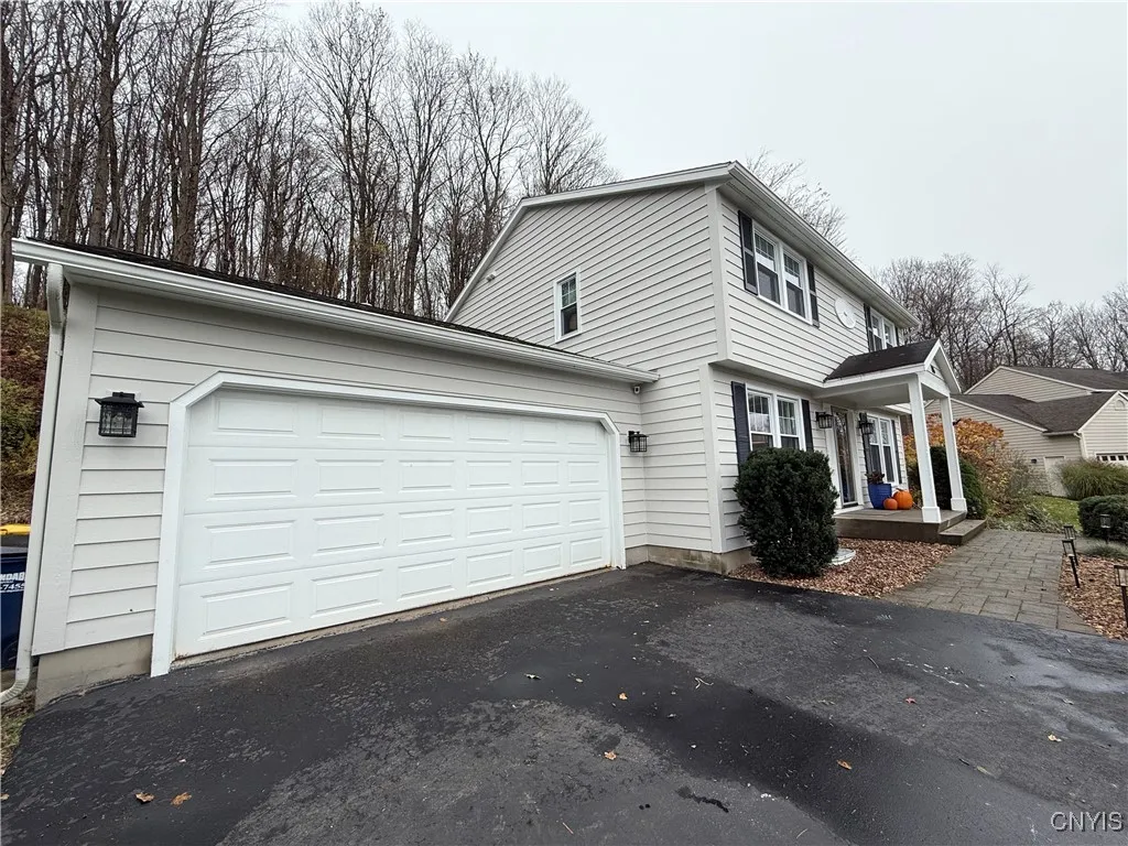 116 Peridot Drive, Camillus, New York 13219, Camillus, New York 13219, 3 Bedrooms Bedrooms, 9 Rooms Rooms,2 BathroomsBathrooms,Residential,For Sale,116 Peridot Drive, Camillus, New York 13219,0,S1650004