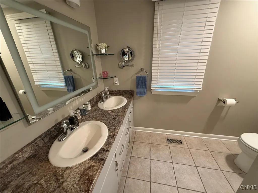 116 Peridot Drive, Camillus, New York 13219, Camillus, New York 13219, 3 Bedrooms Bedrooms, 9 Rooms Rooms,2 BathroomsBathrooms,Residential,For Sale,116 Peridot Drive, Camillus, New York 13219,0,S1650004