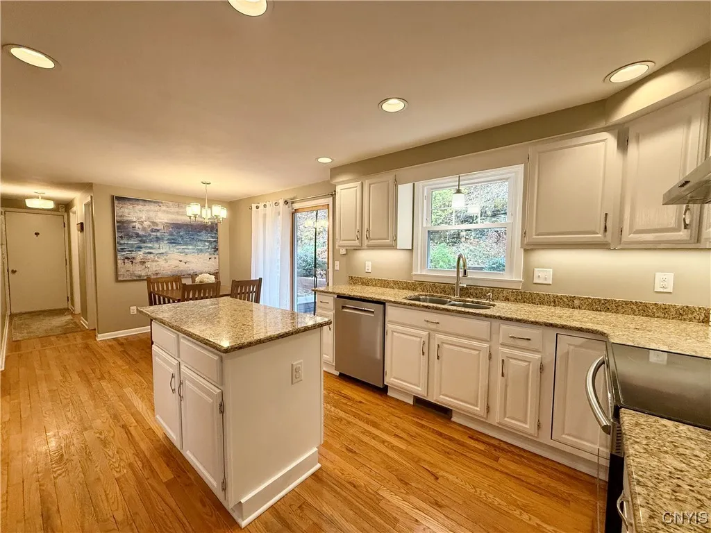 116 Peridot Drive, Camillus, New York 13219, Camillus, New York 13219, 3 Bedrooms Bedrooms, 9 Rooms Rooms,2 BathroomsBathrooms,Residential,For Sale,116 Peridot Drive, Camillus, New York 13219,0,S1650004