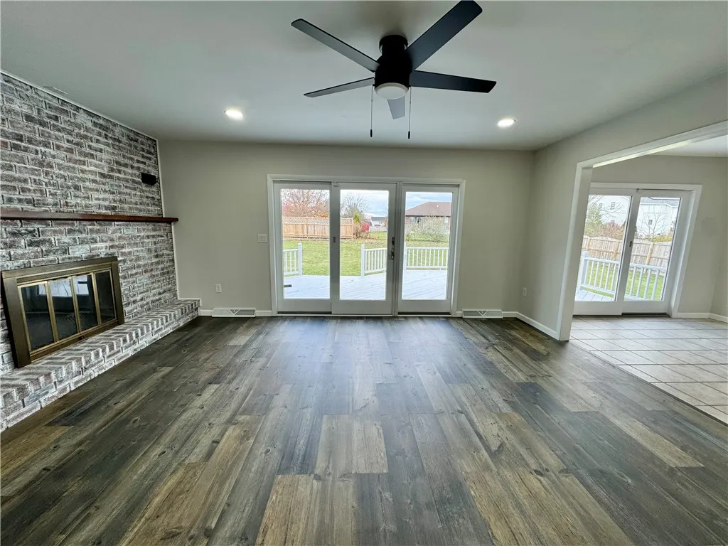 133 Lincoln Road, Horseheads, New York 14845, Horseheads, New York 14845, 4 Bedrooms Bedrooms, 10 Rooms Rooms,3 BathroomsBathrooms,Residential Lease,For Rent,133 Lincoln Road, Horseheads, New York 14845,0,R1650476