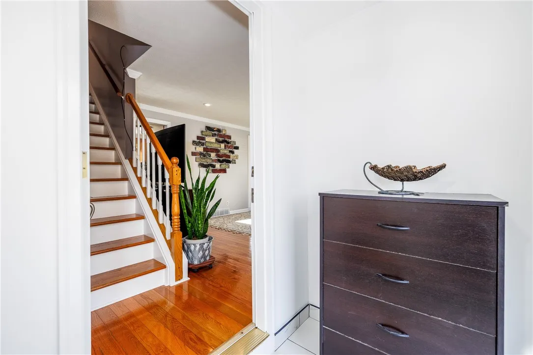 4314 Mount Read Boulevard, Greece, New York 14616, Greece, New York 14616, 3 Bedrooms Bedrooms, 5 Rooms Rooms,1 BathroomBathrooms,Residential,For Sale,4314 Mount Read Boulevard, Greece, New York 14616,0,R1649507