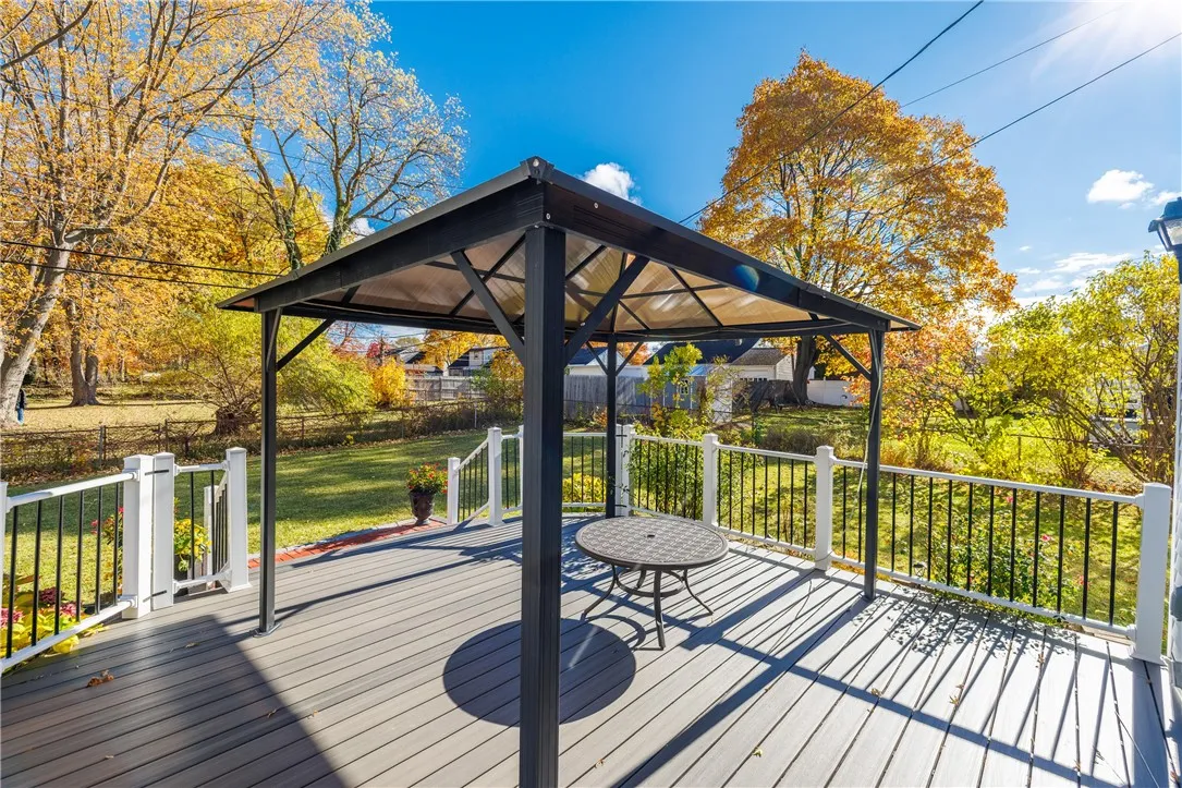 4314 Mount Read Boulevard, Greece, New York 14616, Greece, New York 14616, 3 Bedrooms Bedrooms, 5 Rooms Rooms,1 BathroomBathrooms,Residential,For Sale,4314 Mount Read Boulevard, Greece, New York 14616,0,R1649507