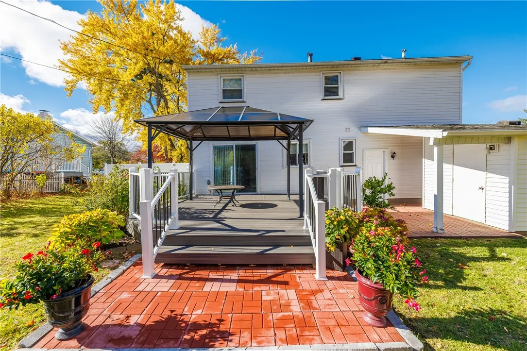 4314 Mount Read Boulevard, Greece, New York 14616, Greece, New York 14616, 3 Bedrooms Bedrooms, 5 Rooms Rooms,1 BathroomBathrooms,Residential,For Sale,4314 Mount Read Boulevard, Greece, New York 14616,0,R1649507