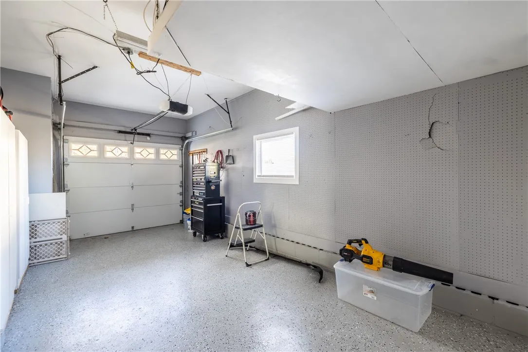 4314 Mount Read Boulevard, Greece, New York 14616, Greece, New York 14616, 3 Bedrooms Bedrooms, 5 Rooms Rooms,1 BathroomBathrooms,Residential,For Sale,4314 Mount Read Boulevard, Greece, New York 14616,0,R1649507