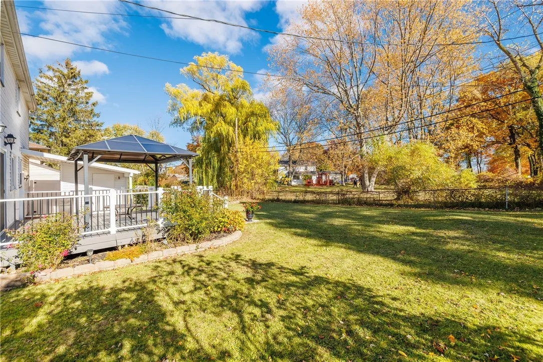 4314 Mount Read Boulevard, Greece, New York 14616, Greece, New York 14616, 3 Bedrooms Bedrooms, 5 Rooms Rooms,1 BathroomBathrooms,Residential,For Sale,4314 Mount Read Boulevard, Greece, New York 14616,0,R1649507